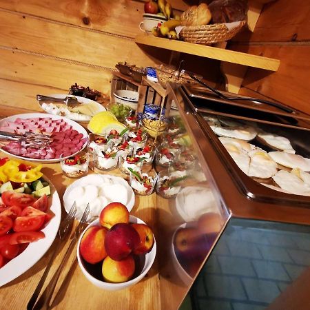 Bruckneruv Dum Hotel Prasily Kültér fotó